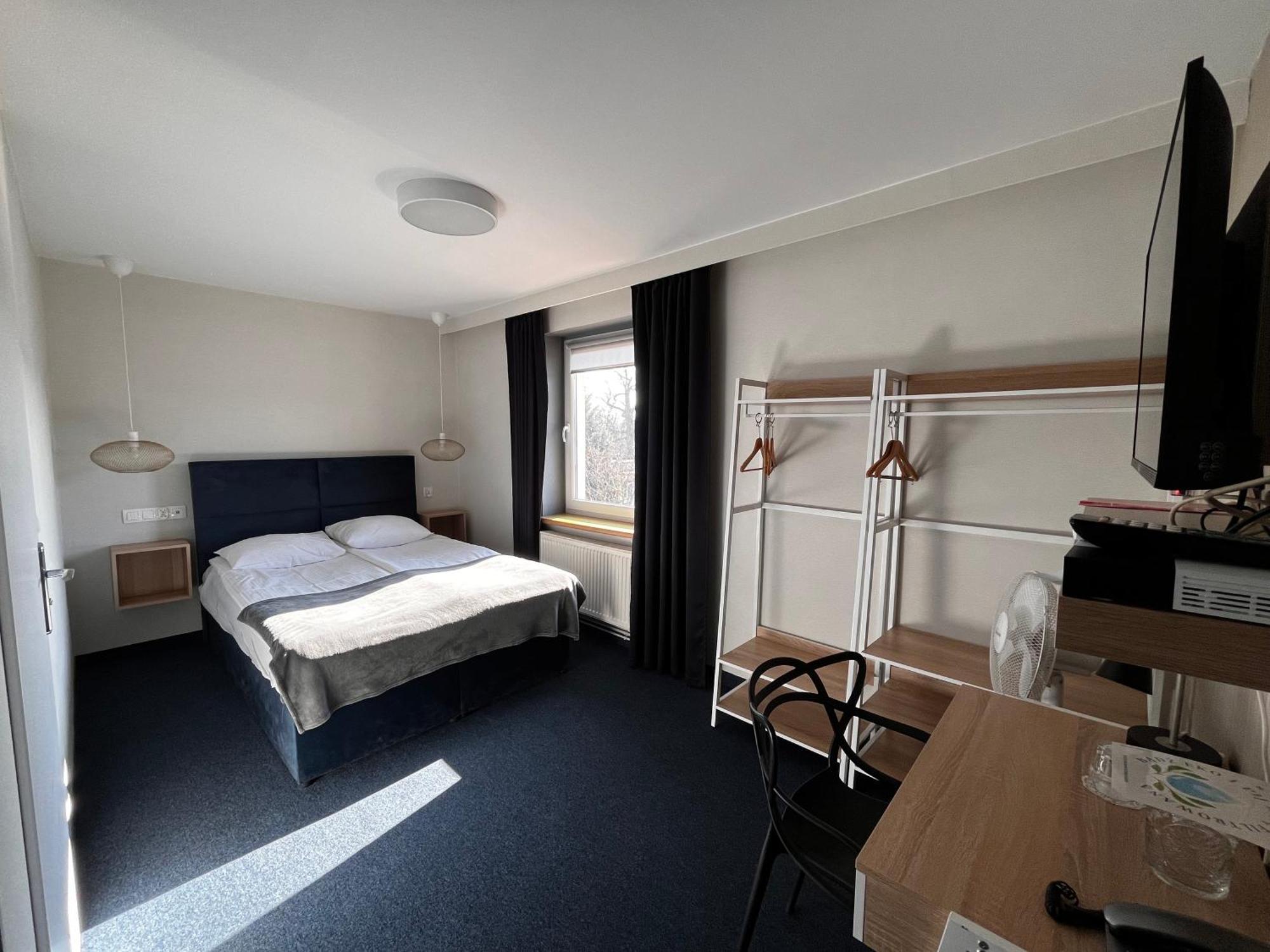 Hotel Marta Oława Buitenkant foto